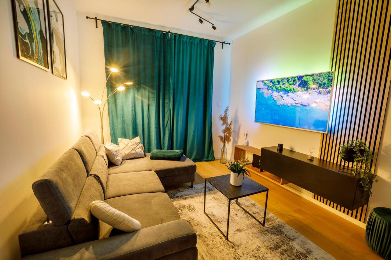 Osiris Luxury Apartment Split Exterior photo